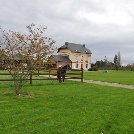 Saint-Michel-de-Livet B&B Haras De La Cour Fleury מראה חיצוני תמונה