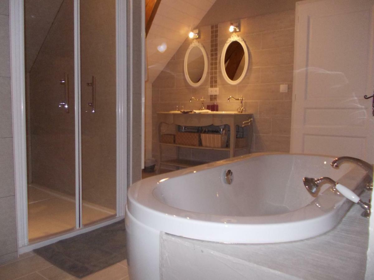 Saint-Michel-de-Livet B&B Haras De La Cour Fleury מראה חיצוני תמונה